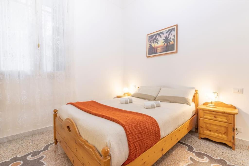 Appartamento Con Ac-Wi-Fi- Centro A 7 Min Савона Экстерьер фото